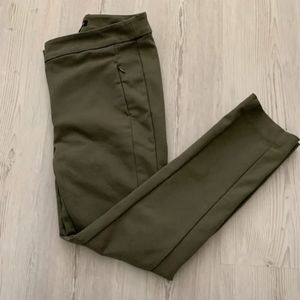 Loft Curvy Green Ankle Pants